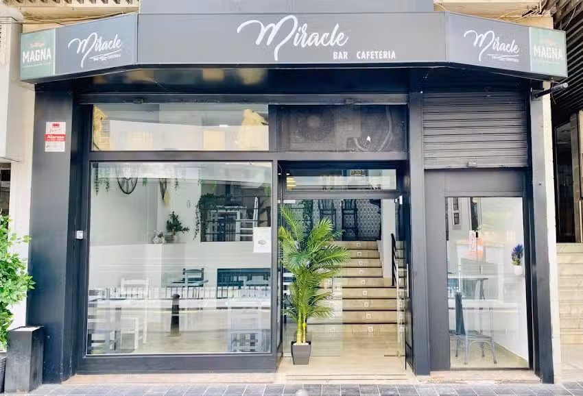 Miracle Bar Cafeter&iacute;a