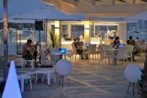 Miramar Sea Lounge Bar