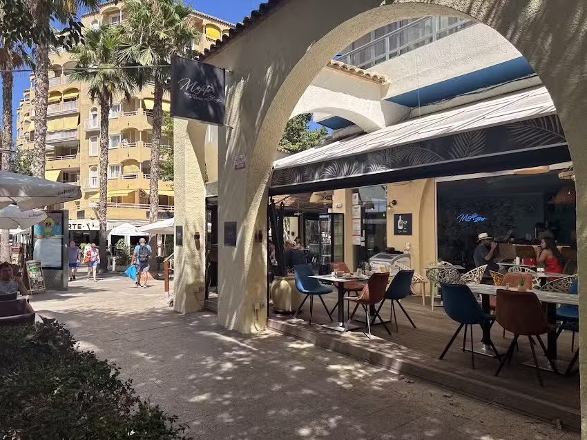 🐠 MOBAY Cafeter&iacute;a Gastrobar
