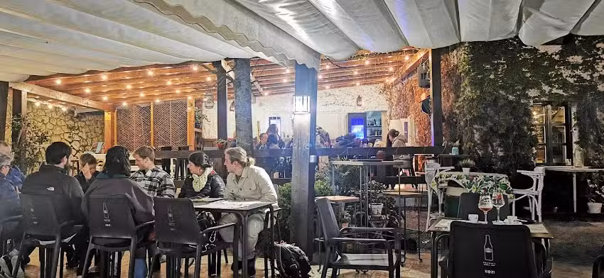 Monta&ntilde;esuca C&oacute;ctel Bar