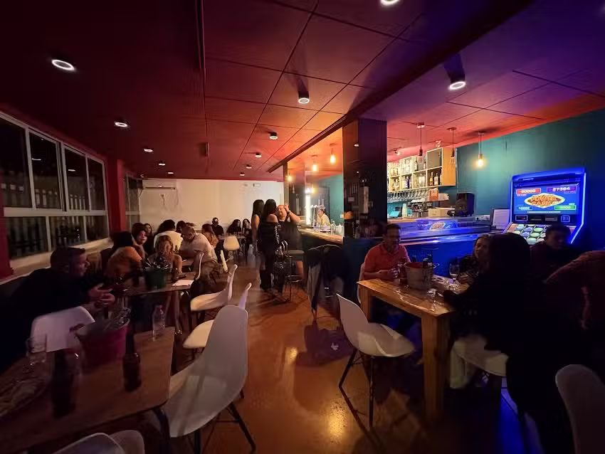 Montenegro Cafeter&iacute;a & Gastrobar