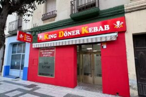 Montserrat Fern&aacute;ndez Arpa. Bar El Pirineo.