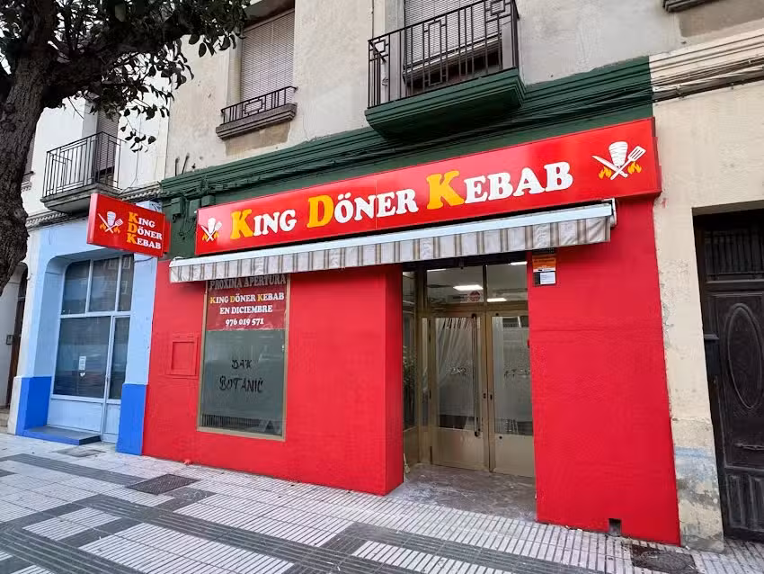 Montserrat Fern&aacute;ndez Arpa. Bar El Pirineo.