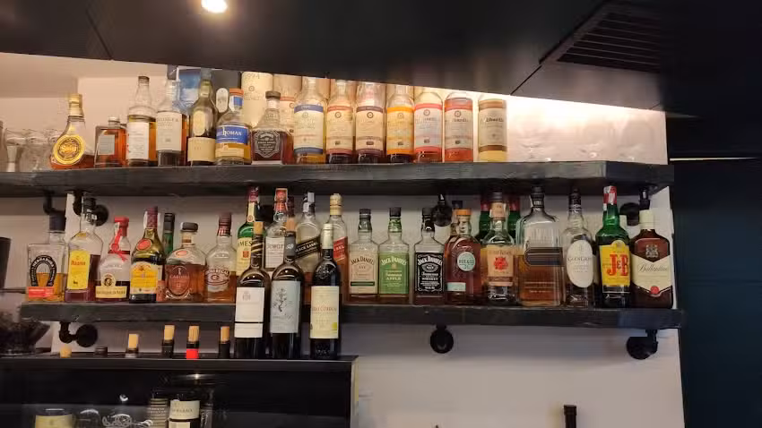Moonshine gastrobar