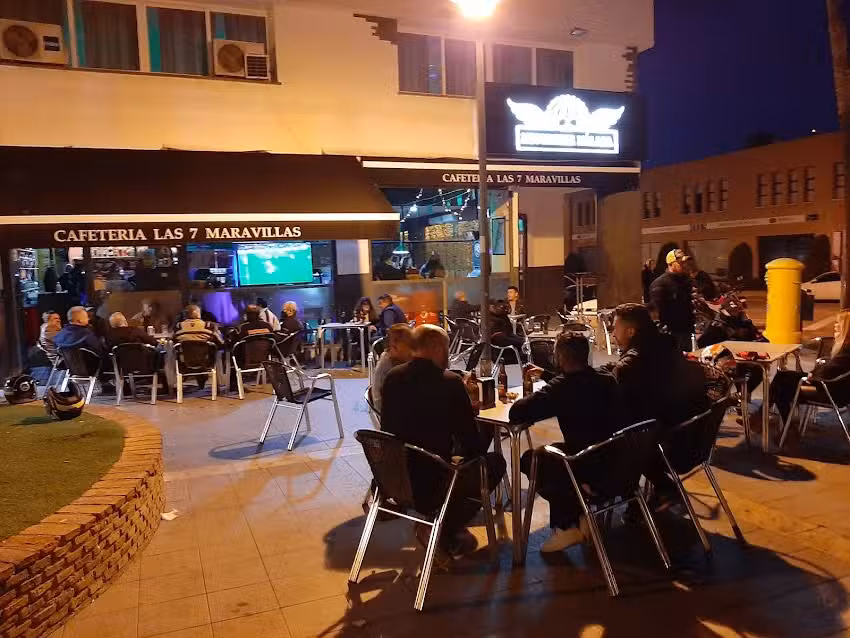 Motorhome Caf&eacute; Bar Motero