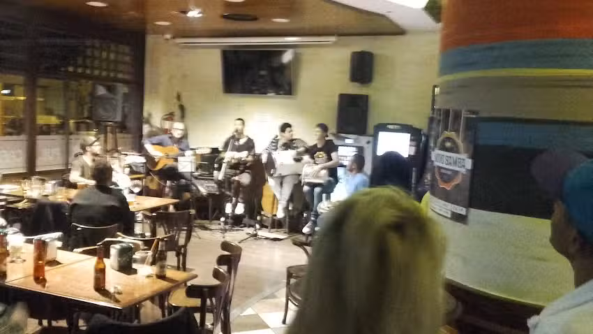 Mugarik Caf&eacute; Pub