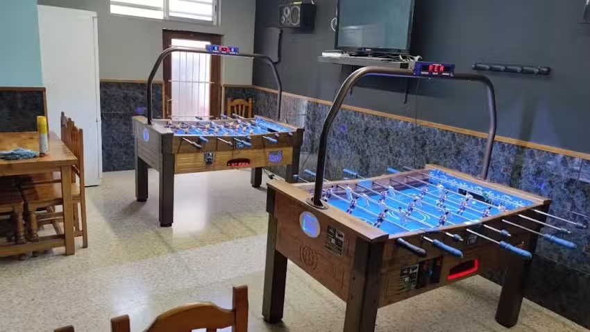 MUNDO RECREATIVOS (FUTBOLINES,BILLARES,DIANAS)