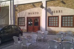 Munto Berri Caf&eacute; Bar