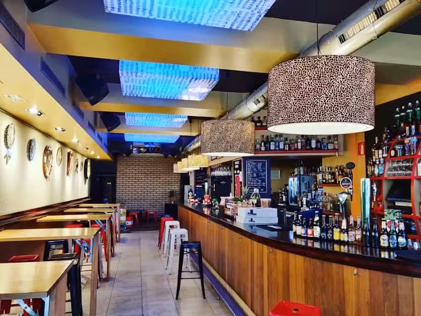 Musutruk Kafe Antzokia