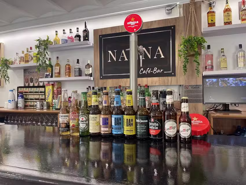NANNA Caf&eacute; Bar