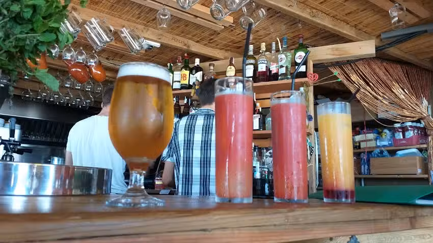 Natural Beach Bar