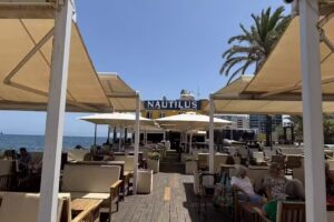 Nautilius Lunch bar