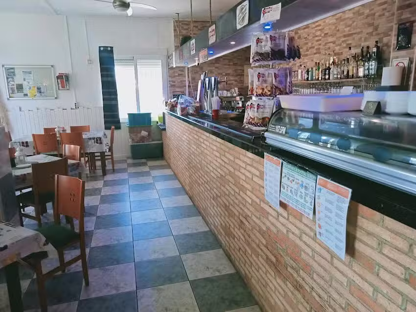 NEW Bar International