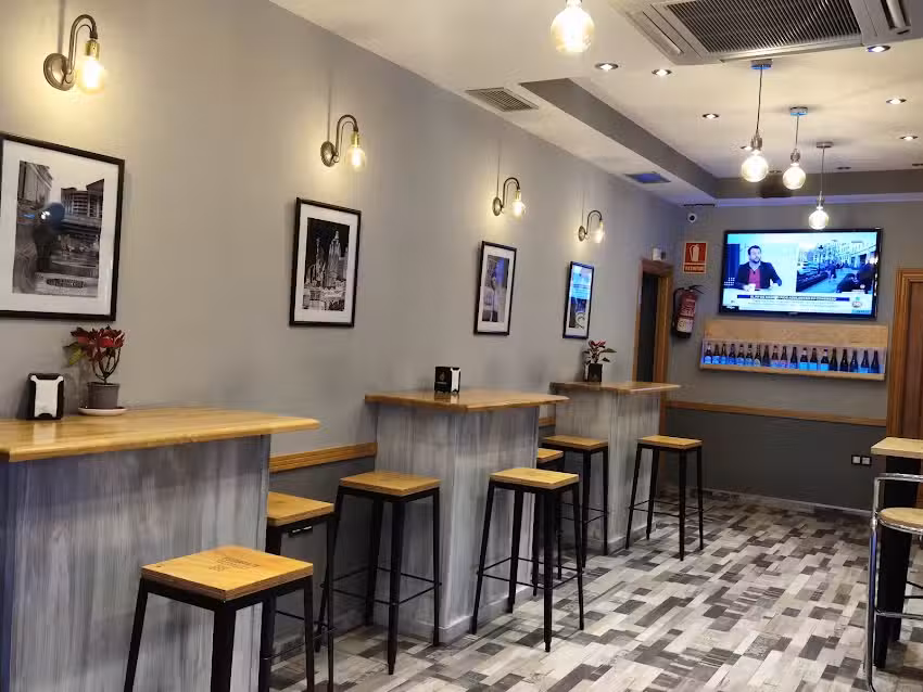 New Vegas caf&eacute; y copas
