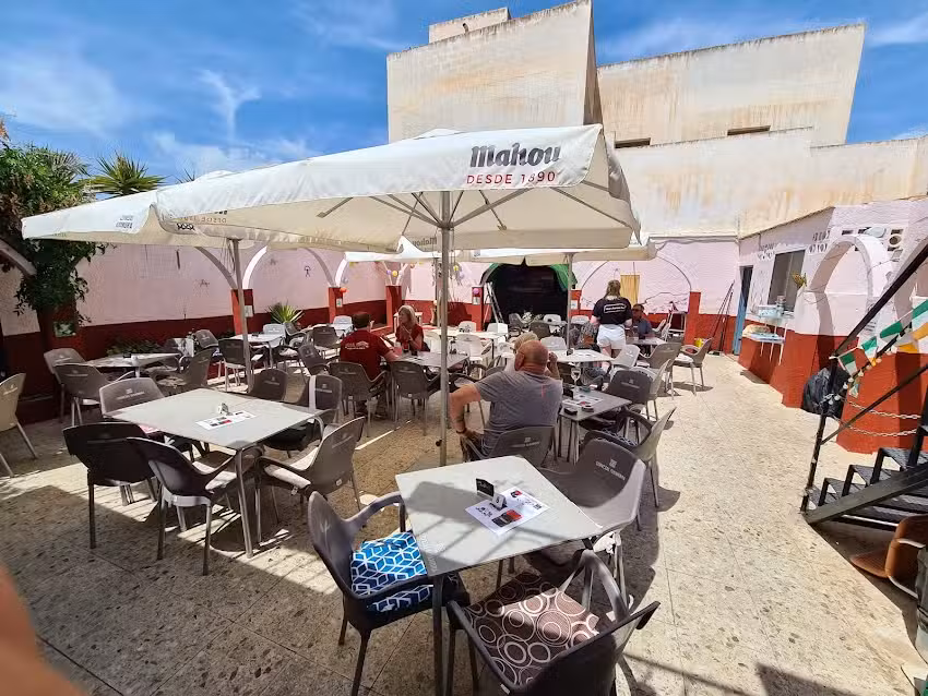 Nico&rsquo;s Terraza Bar