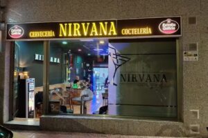 Nirvana cervecer&iacute;a y cocteleria