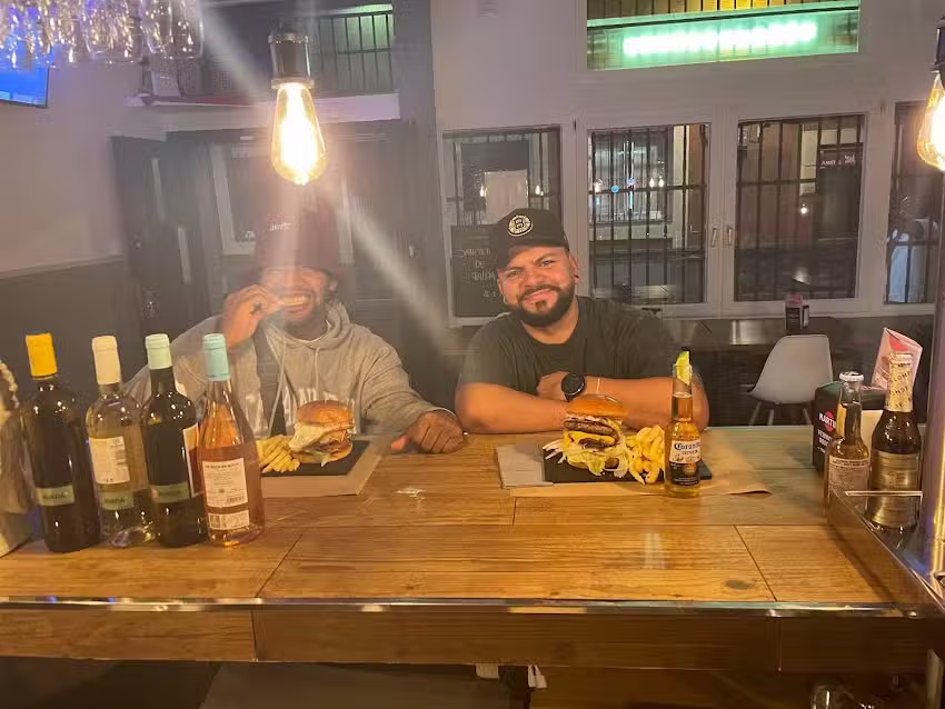 N&oacute;mada BAR