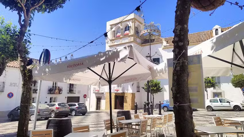 Nono&acute;s Comer&aacute;n