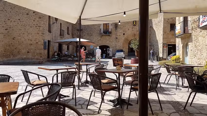 Nou Bar del Poble Peratallada