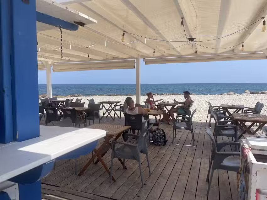 Nova beach bar