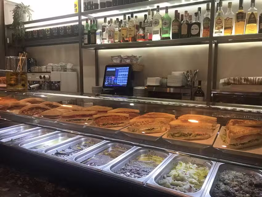 Nuestro Bar