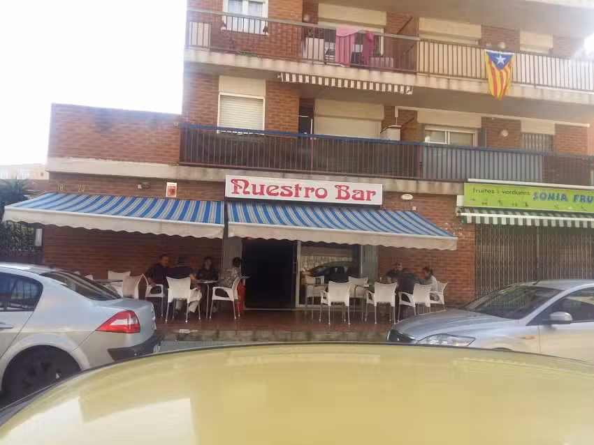 Nuestro Bar Colombiana