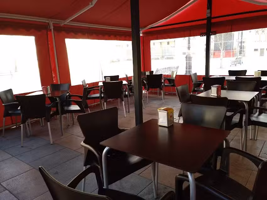 Nuevo Bar plaza