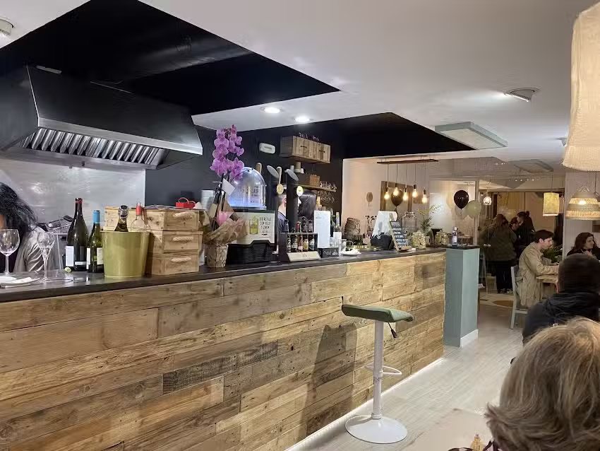 NUNNA &ndash; Bar &ndash; Restaurante en Sitges