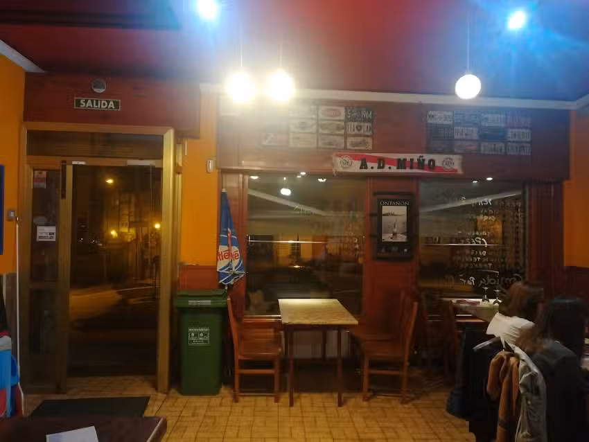 O&rsquo; Canti&ntilde;o Bar