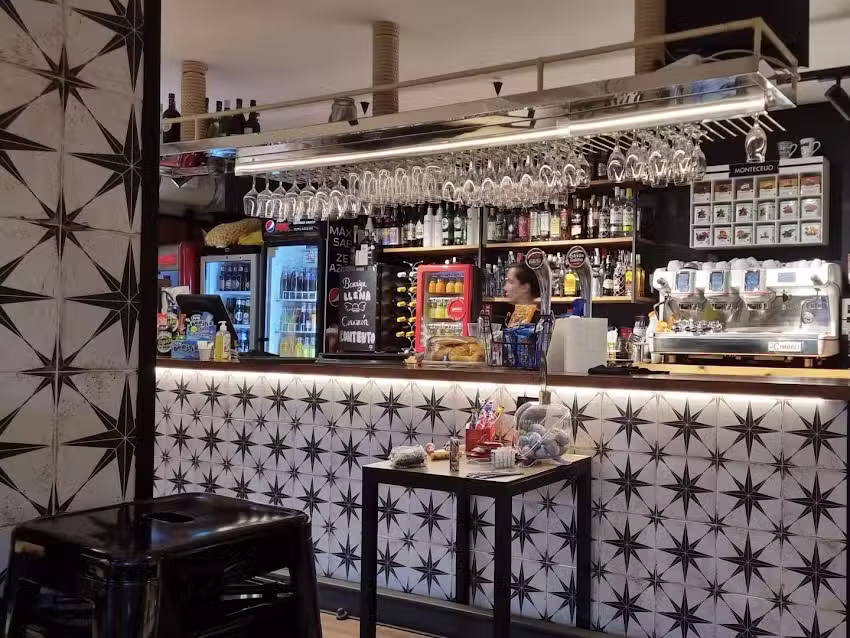O PAISANI&Ntilde;O Bar &ndash; Estanco &ndash; Loter&iacute;as