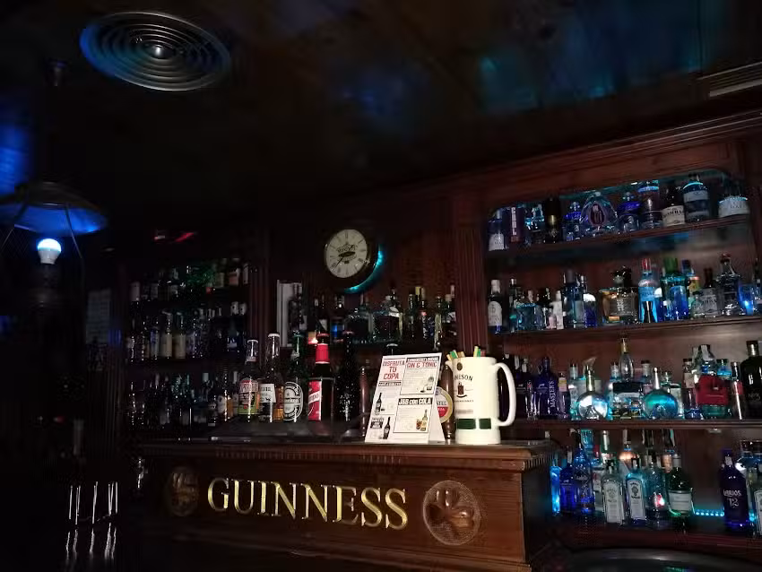 Old Town Caf&eacute;