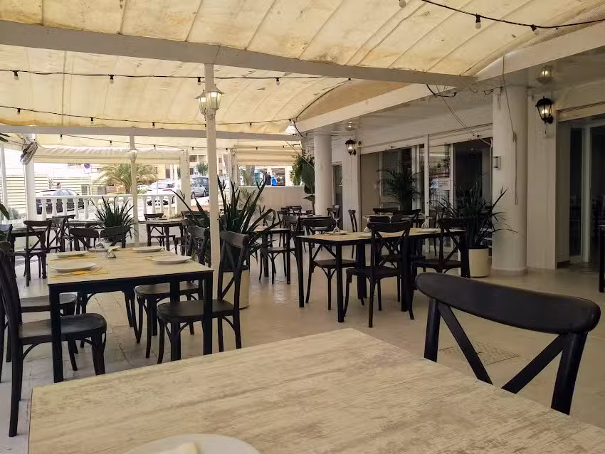 Olivo&rsquo;s Restaurante l Restaurante Arenales del Sol