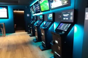 Orenes Sports Bar & Sal&oacute;n de Juego