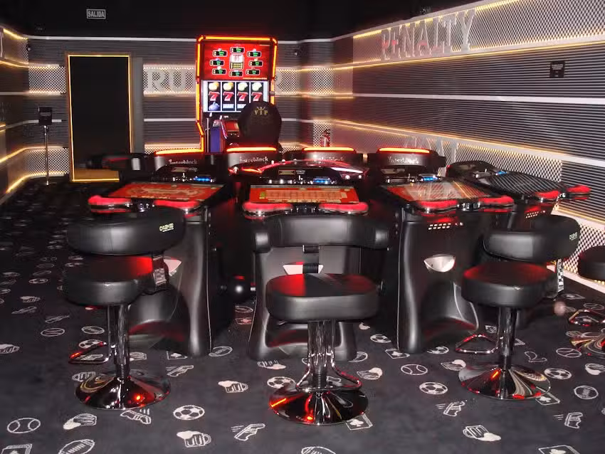 Orenes Sports Bar & Sal&oacute;n de Juego