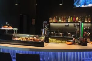 Orenes Sports Bar & Sal&oacute;n de Juego