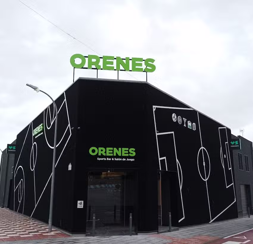 Orenes Sports Bar & Sal&oacute;n de Juego