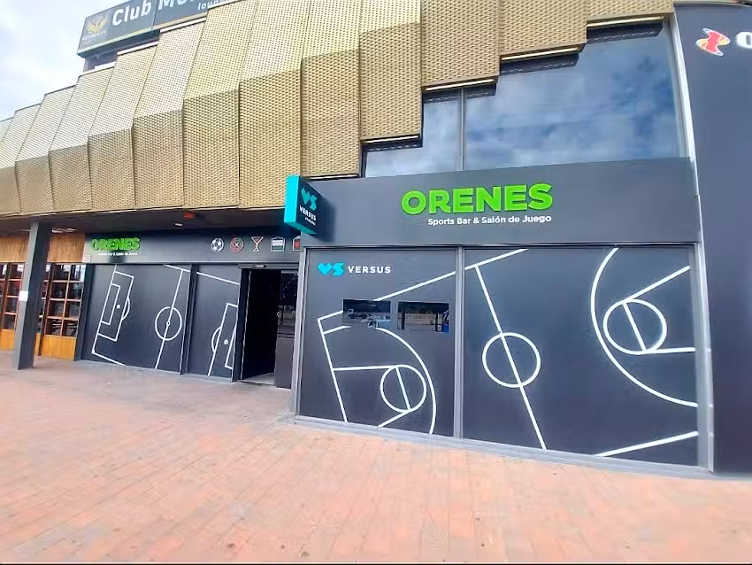 Orenes Sports Bar & Sal&oacute;n de Juego