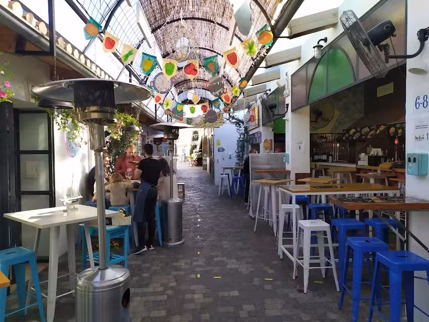 Ostrarium Bar