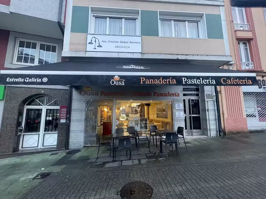 Ous&aacute; Pasteler&iacute;a Cafeter&iacute;a Comandante Manso