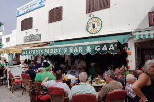 Paddys Bar