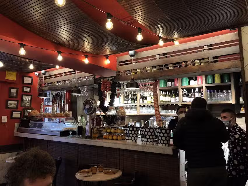 Palomino Bar &ndash; Taberna en Barceloneta