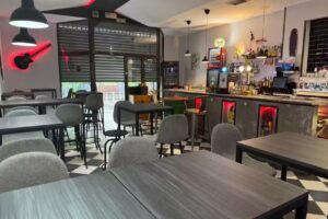 PAN-TEAM Cocktail & Burger