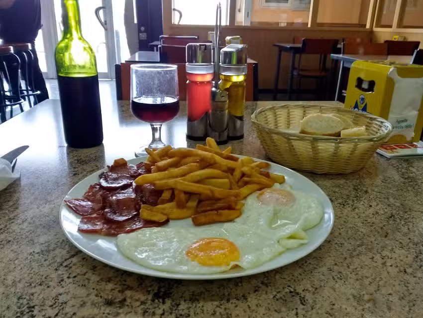 PAN Y VINO Cervell&oacute;