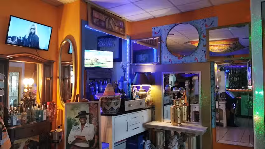 Papaya Loca Cafe &ndash; Cocktails and Street Asian Tapas