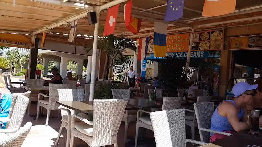 Paraiso Beach Bar Restaurante
