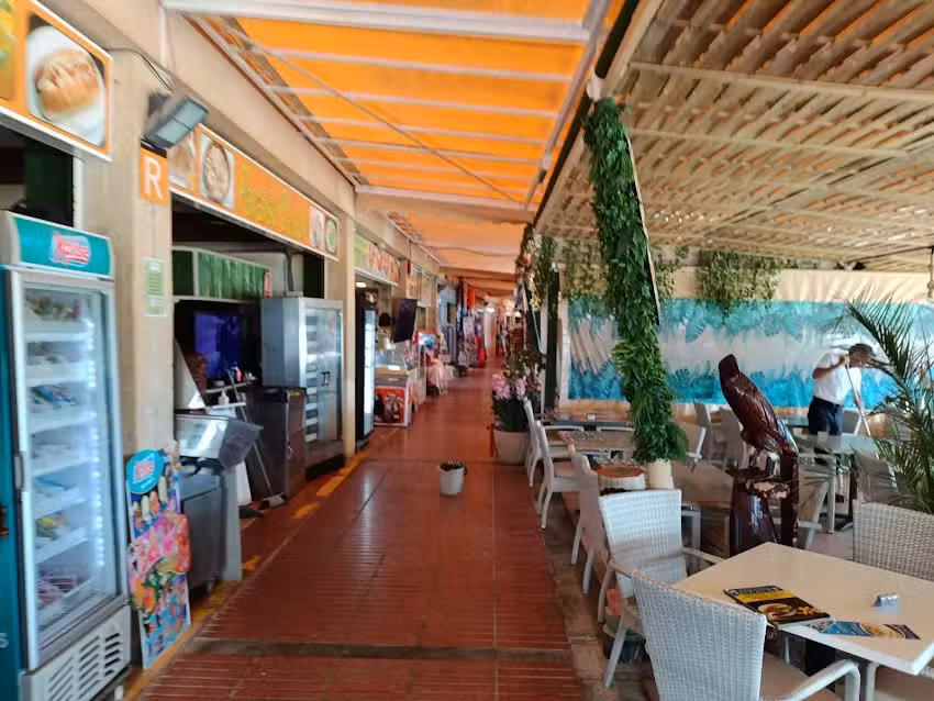 Pariso Beach