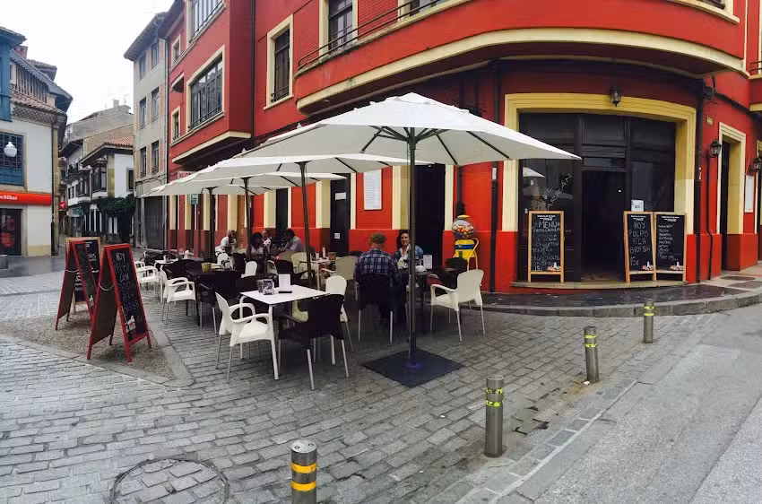 Parrilla &ndash; Restaurante El Charr&aacute;n &ndash; Villaviciosa