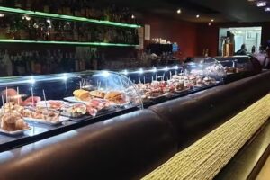 Passarel&middot;la Caf&eacute; Cantant