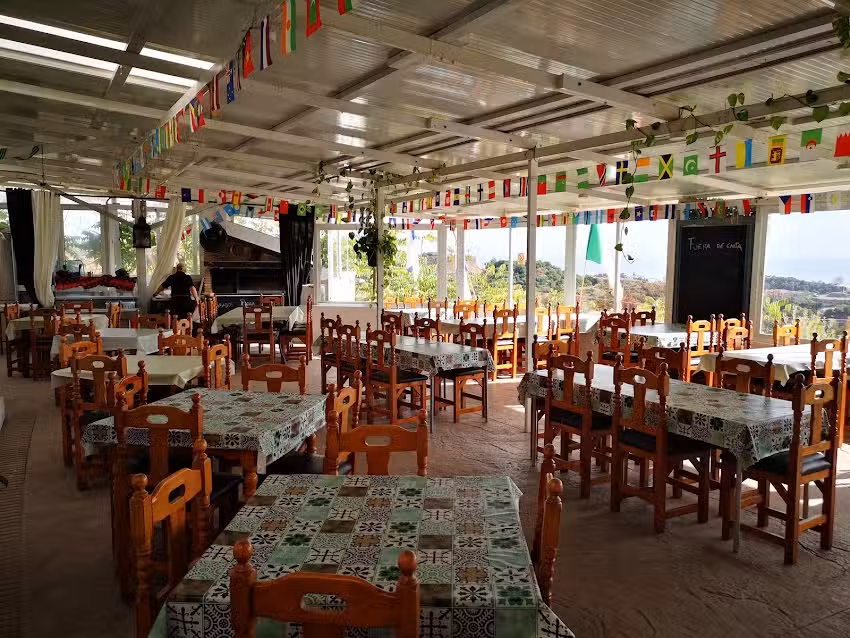 Pe&ntilde;a Caballista La Retama De Mijas