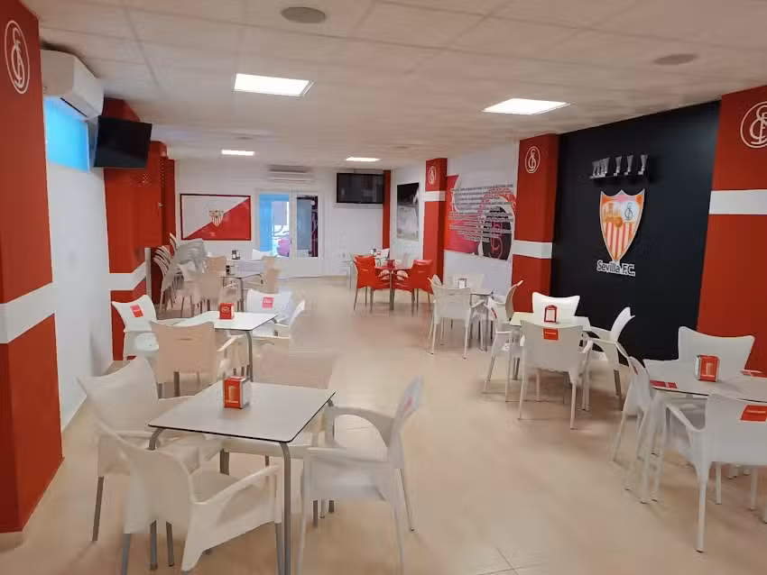 Pe&ntilde;a Cultural Sevillista CARLOS